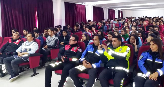 Emniyetten Atatürk Anadolu Lisesine Polislik Eğitimi