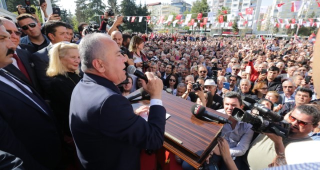 Antalya Büyükşehir Belediyesi’nde Devir Teslim Gerçekleşti