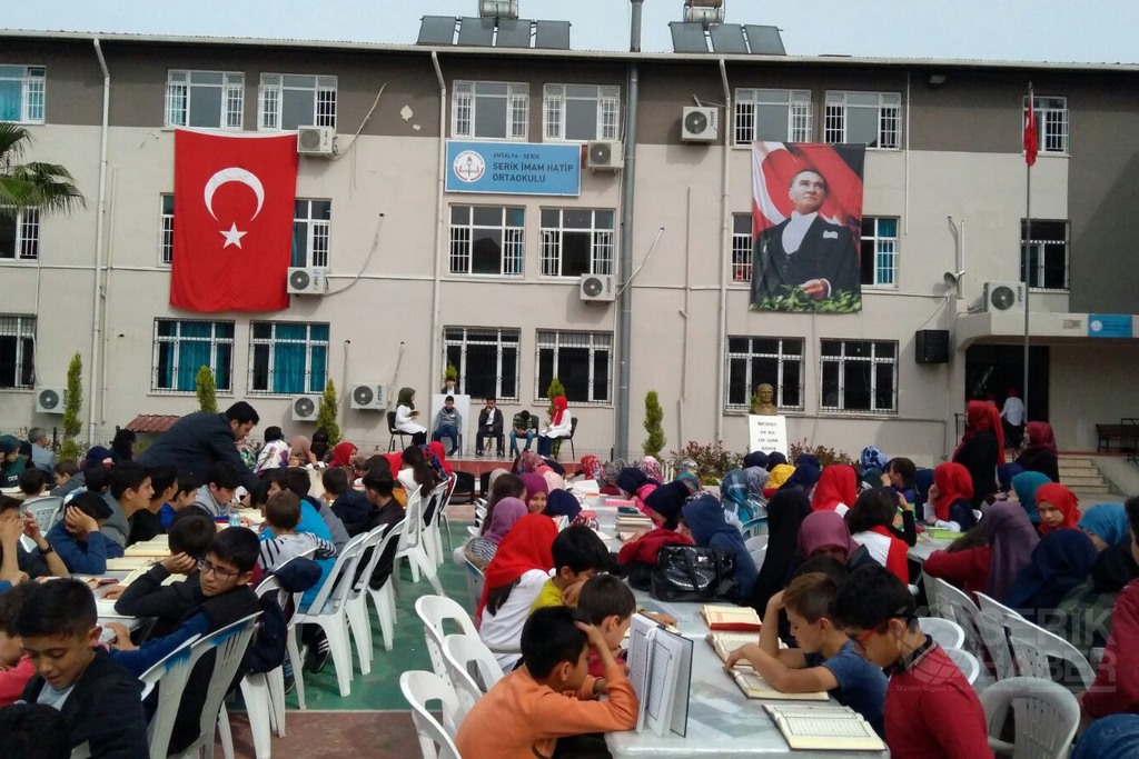 Serik’te Mehmetçige Hatim Duasıyla Destek
