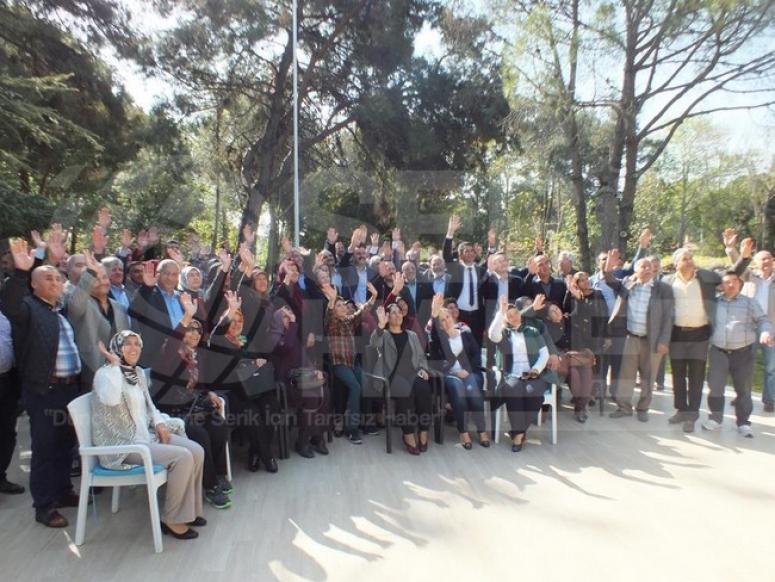 Ak Parti Serik’te Tüm Teşkilatını Kahvaltıda Buluşturdu