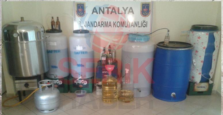 Jandarma’dan Kaçak İçki Operasyonu