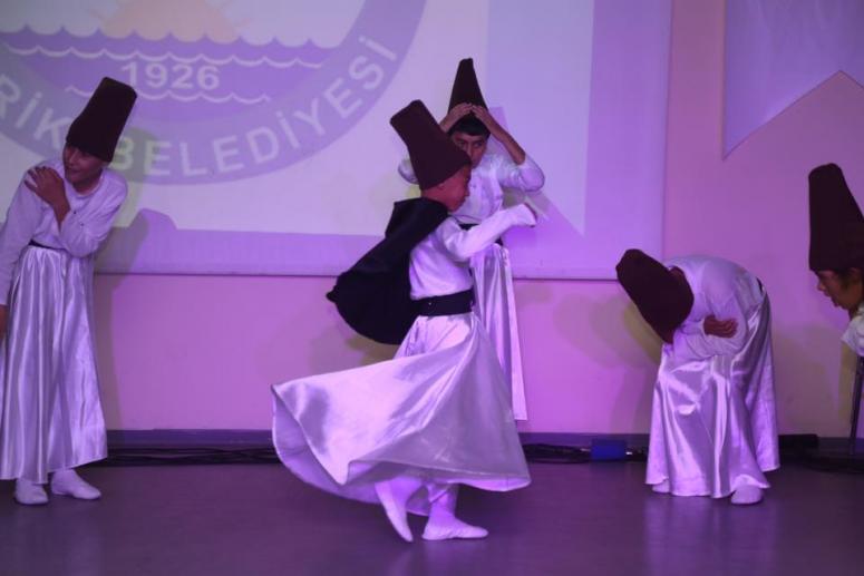 Engelli Öğrencilerden Gösteri