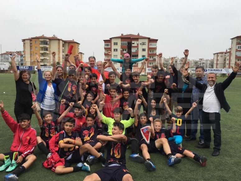 Serik’in Aslanları Denizli’de Şampiyon
