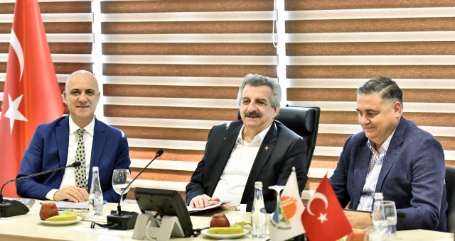 Bakan Yardımcısı Büyükdede, Sanayicilerin Talep Ve Önerilerini Dinledi
