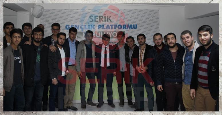 Serik Gençlik Platformu'nun tanışma, istişare ve değerlendirme toplantısı yapıldı.