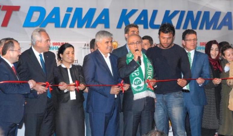 Ak Parti Seçim Ofisi Açılışını Eski Bakan Lütfi Elvan Yaptı