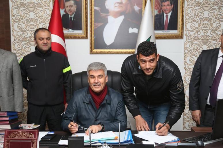 Tunuslu Milli Hentbolcu Serik’te 