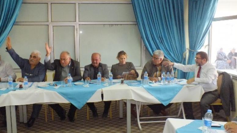 Chp’li Belediye Meclis Üyesi Kani Demir Partisinden istifa etti.