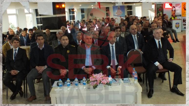 Traktör Sürücülerine 'Güvenli Kullanım' Eğitimi