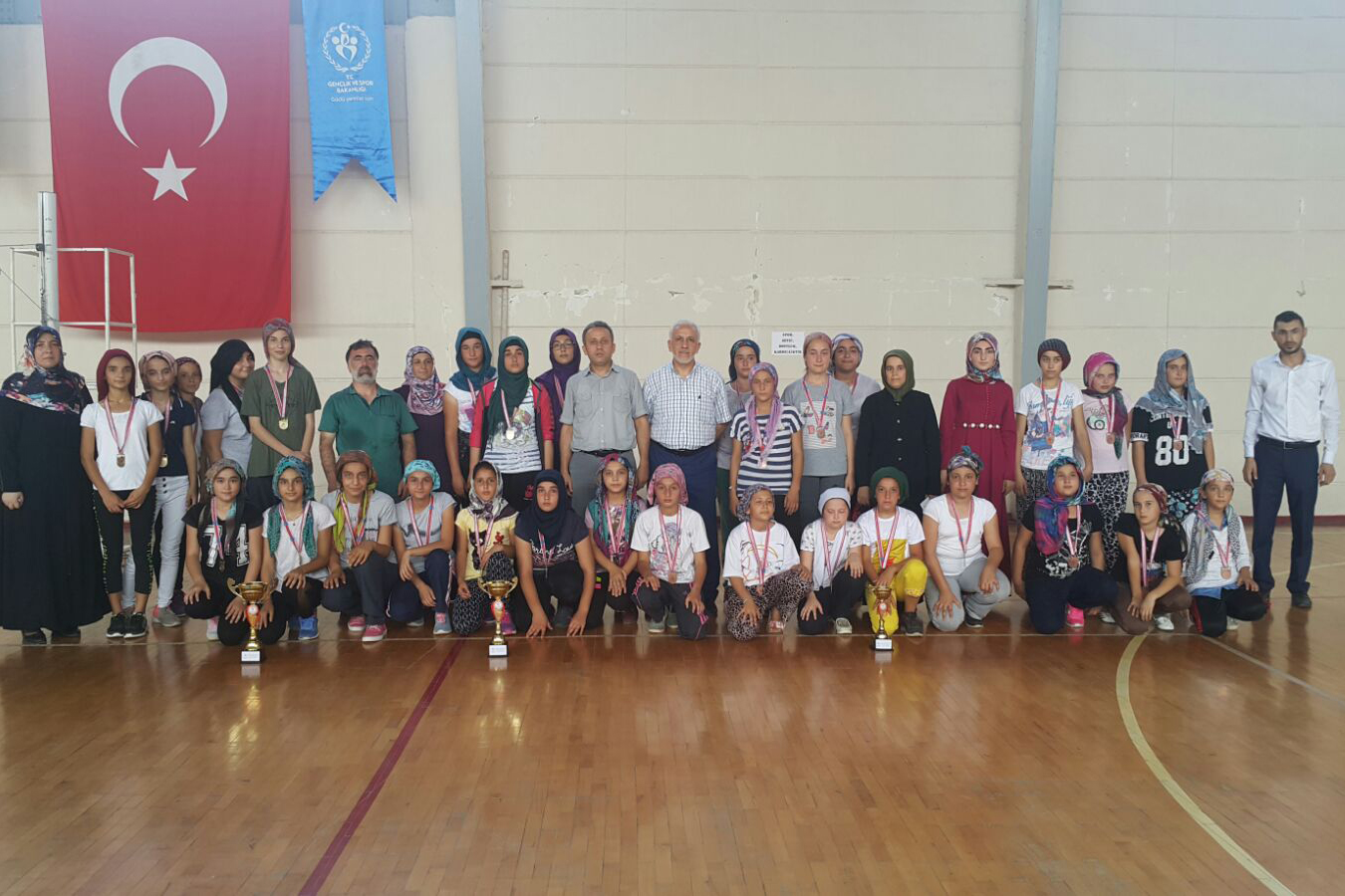 Voleybolda Dostluk Kazandı