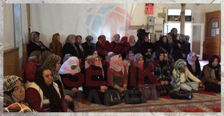 AK Partili Kadınlardan Kur'an Tilaveti