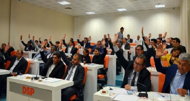 Serik Belediyesi'nde İlk Meclis Toplantısı Yapıldı