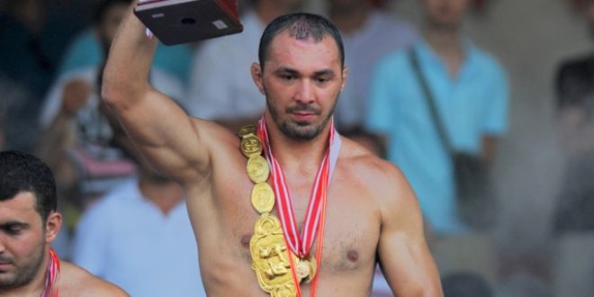 ALİ GÜRBÜZ KEMERİME İYİ BAKIN