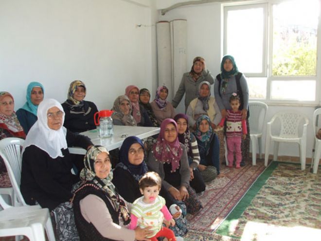 EMİNCELER'DE HANIMLARA KONFERANS
