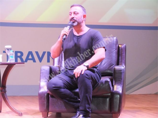 ORTOPEDİ DOKTORLARININ KONUĞU CEM YILMAZ'DI
