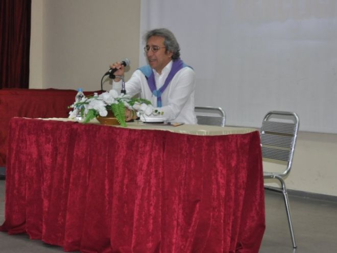 CAN DÜNDAR YÜKSELİŞ KOLEJİNDE