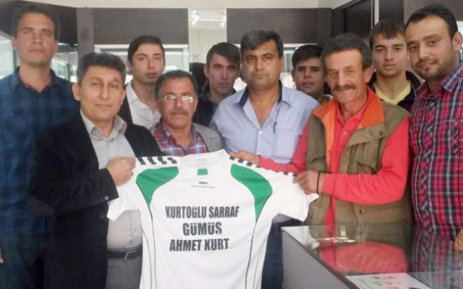 KARINCALI SPOR AHMET KURT'U UNUTMADI
