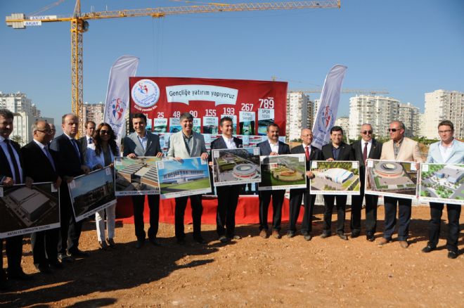 BAKAN KILIÇTAN ANTALYAYA 400 MİLYON LUK YATIRIM MÜJDESİ
