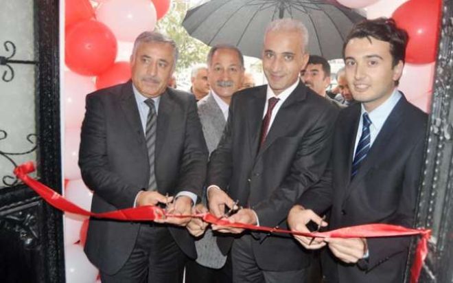 KOCA DİŞ HEKİMLİĞİ AÇILDI