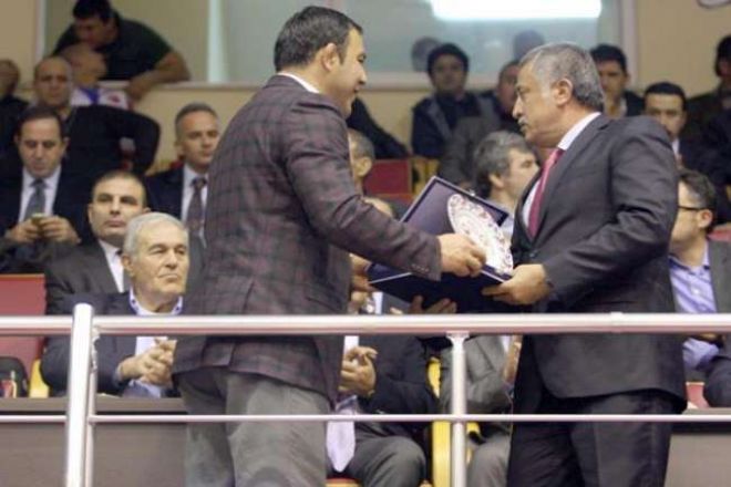 YERLİKAYA'DAN HABALI'YA PLAKET