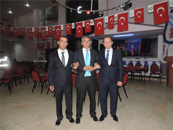 PAZARCILAR ODASI 4 YIL DAHA ERDAL ÇAM'A EMANET