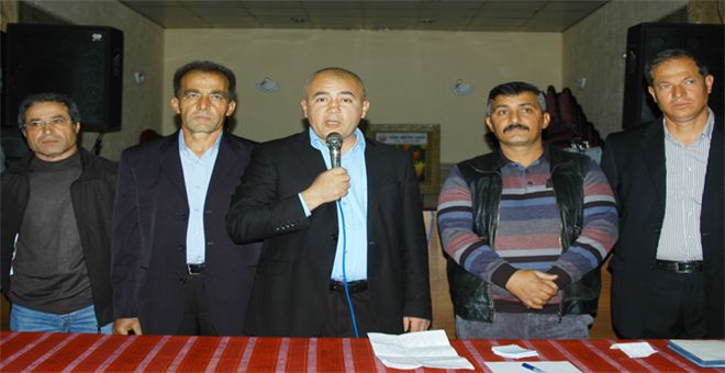 TEKİNASLAN MUHTARLAR VE VATANDAŞLARLA BİRARAYA GELDİ