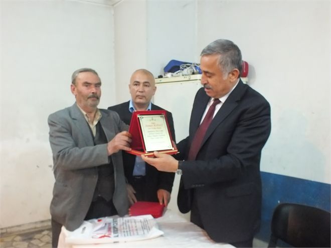 HABALI'YA DESTEKLERİNDEN DOLAYI PLAKET