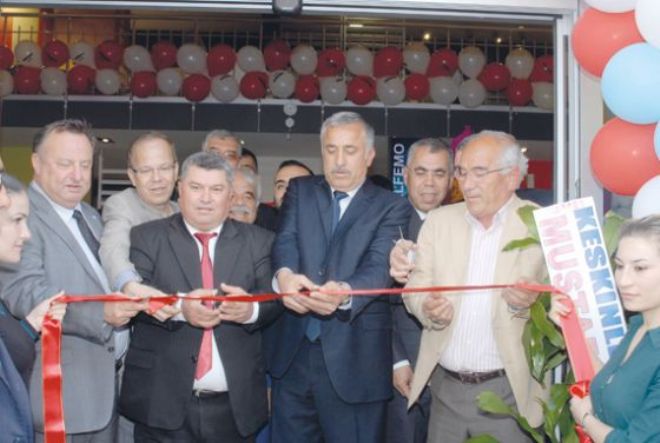 SERİK ALFEMO MOBİLYA MAĞAZASI HİZMETE AÇILDI