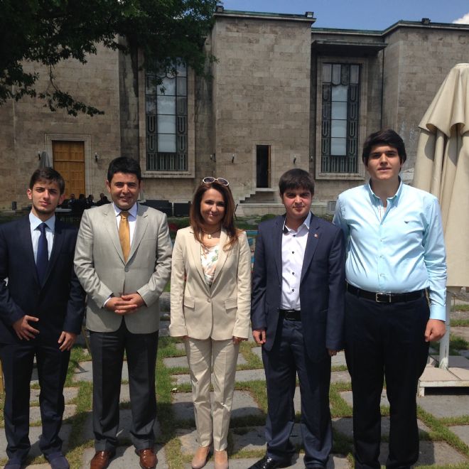 GENÇLERDEN ANKARA ÇIKARTMASI