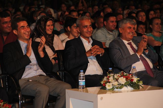 3.SERİK KADRİYE ÇİLEK FESTİVALİ ÇOŞKUYLA KUTLANDI