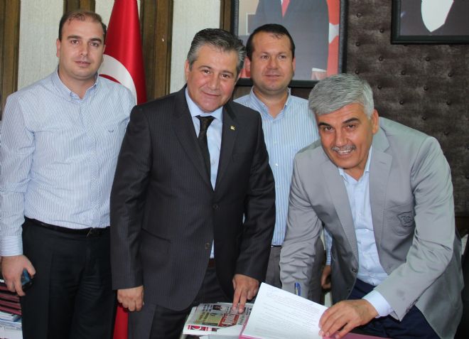 SERİK BELEDİYESİ VE BEM-BİR-SEN ARASINDA İMZALAR ATILDI