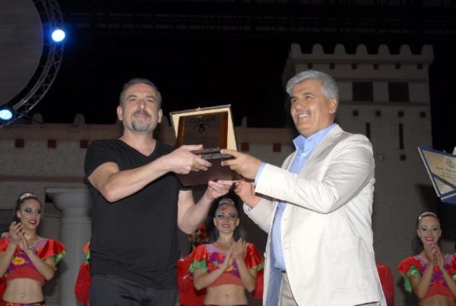ANADOLU ATEŞİ PERDESİNİ SERİK'LİLER İÇİN AÇTI