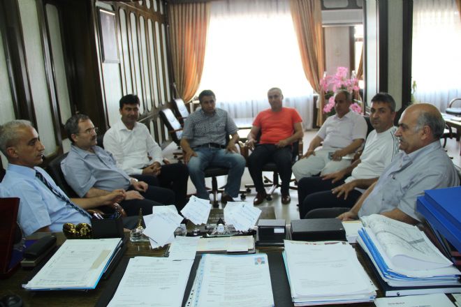 KAYMAKAM RÜSTEMOĞLUNDAN BELEDİYEYE ZİYARET 