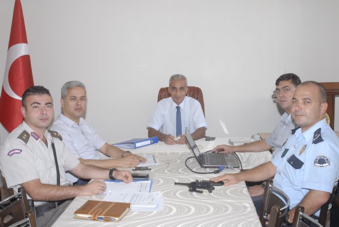 RÜSTEMOĞLU BAŞKANLIĞINDA SEÇİM GÜVENLİĞİ TOPLANTISI