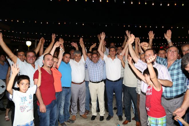 SERİKTE ERDOĞANIN ZAFERİ KUTLANDI