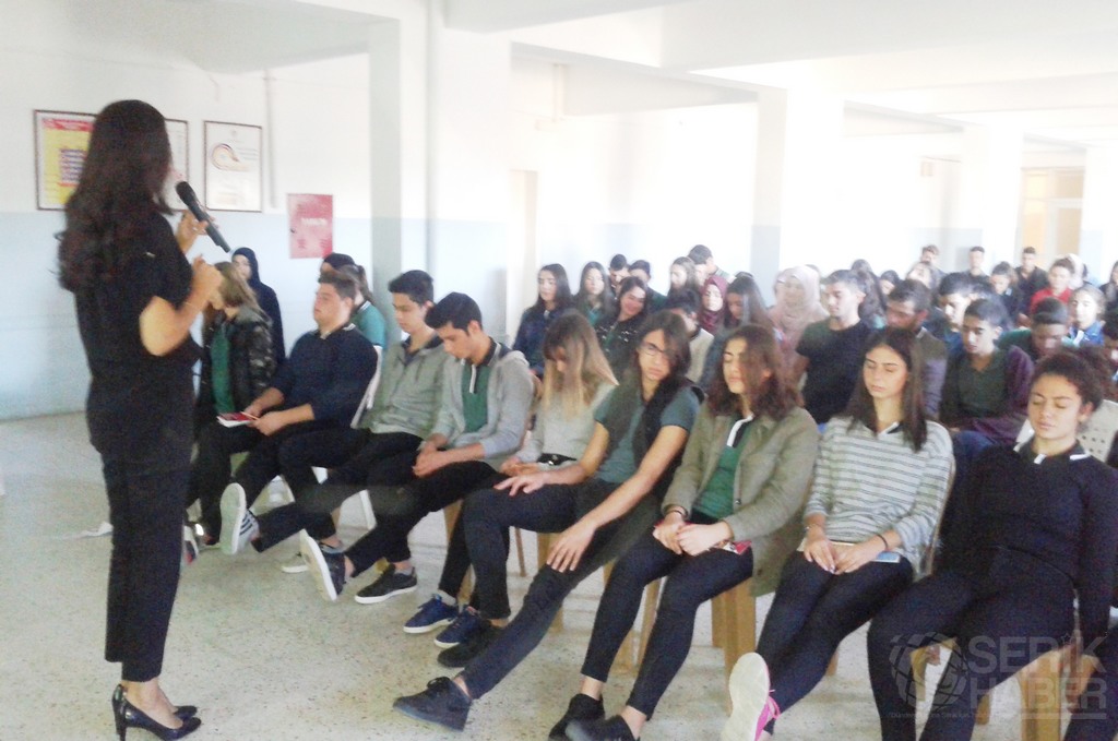 Atatürk Anadolu Lisesi’nde "Kaygı" üzerine Seminer verildi