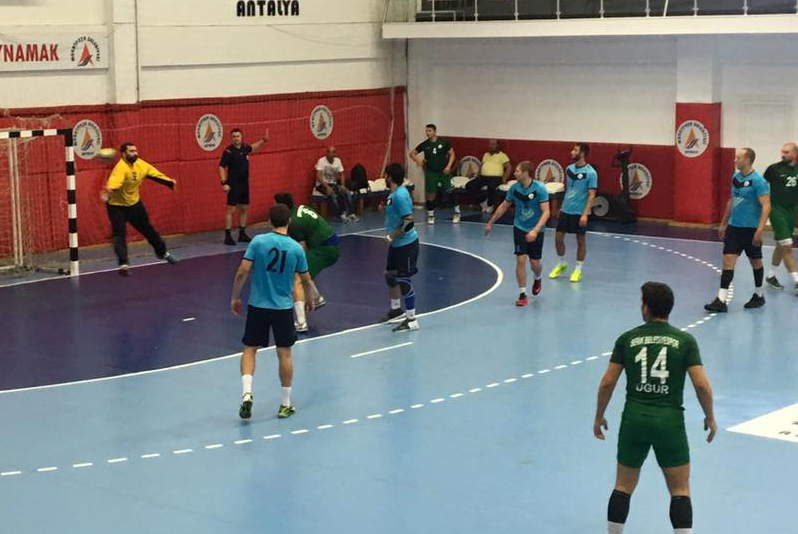 Serik Belediye SK Hentbol takımı Galibiyetlere devam ediyor