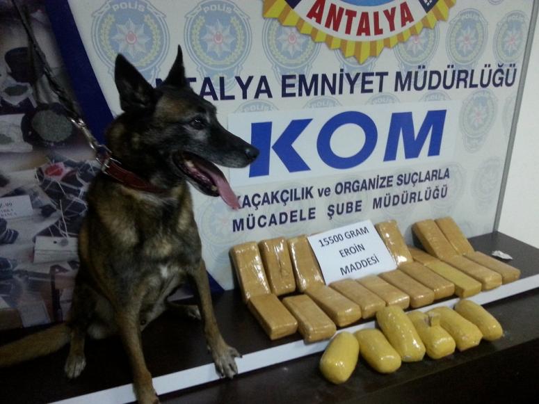 Uyuşturucu Madde Ticareti Yapan 4 Şüpheli 15.500 Gram Eroin Maddesi İle Yakalandı