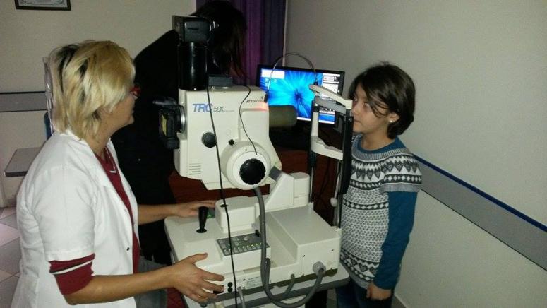 9 Yaşındaki Meryem Kayapınar Artık Görebiliyor.