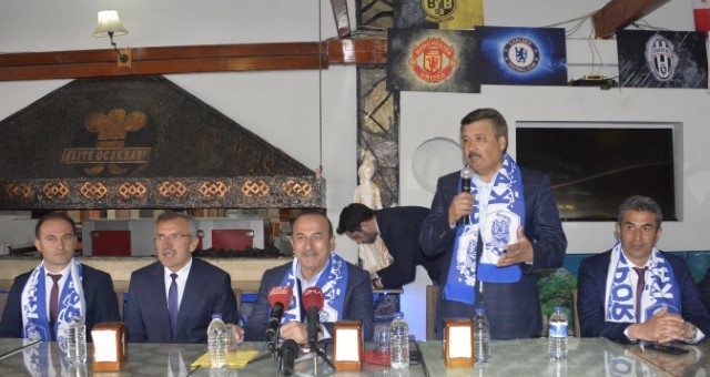 Çavuşoğlu Artık İsrail'in Pervasızlığına 'Dur' Demek Gerekiyor