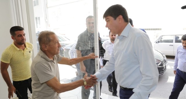 Başkan Türel’den eski futbolcu Eren’e ziyaret