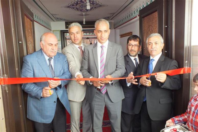 Kutlu Doğum Haftası Kutlamaları Güllerle Ve Dualarla Başladı