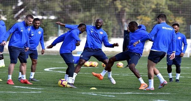 Antalyaspor'da Galatasaray Hazırlıkları Sürüyor