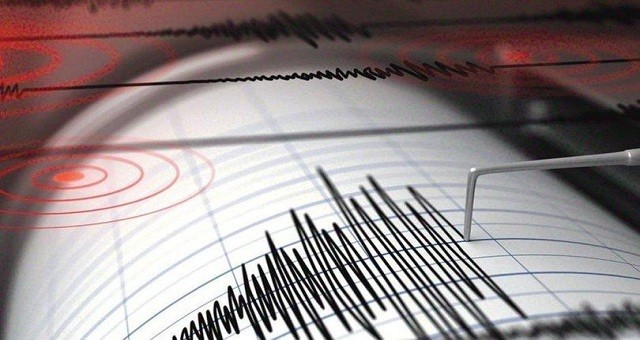 Kumluca'da Peş Peşe 3 Deprem