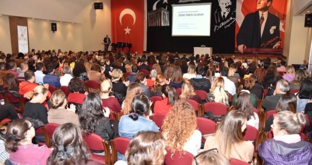 İSTEK’te Öğretmenlere Mesleki Eğitim Verildi