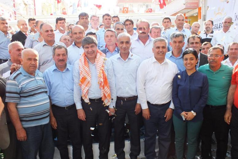 Türel’de Muhtarlara Bilgisayar