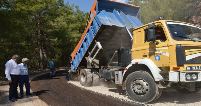 Serik Haspınar yolu asfaltlanıyor