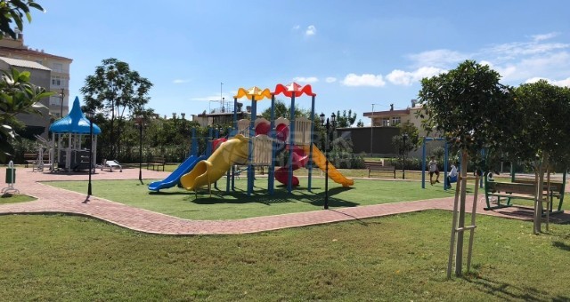 Serik Belediyesi, Kurduğu Oyun Parkları İle Çocukları Sevindiriyor
