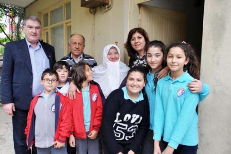 Yükselişli Öğrencilerden Örnek Davranış