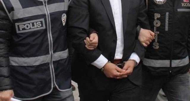 Eş Zamanlı FETÖ Operasyonu: 8 Gözaltı